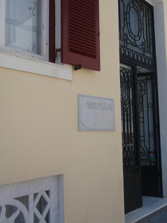 Apartamento Nautilos Tínos Exterior foto